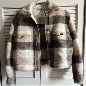 Aritzia Ganna Cropped Jacket